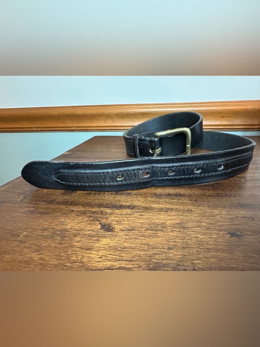 Vintage Men's Banana Republic
Black Belt Size 34 Adjustable
Brass Buckle